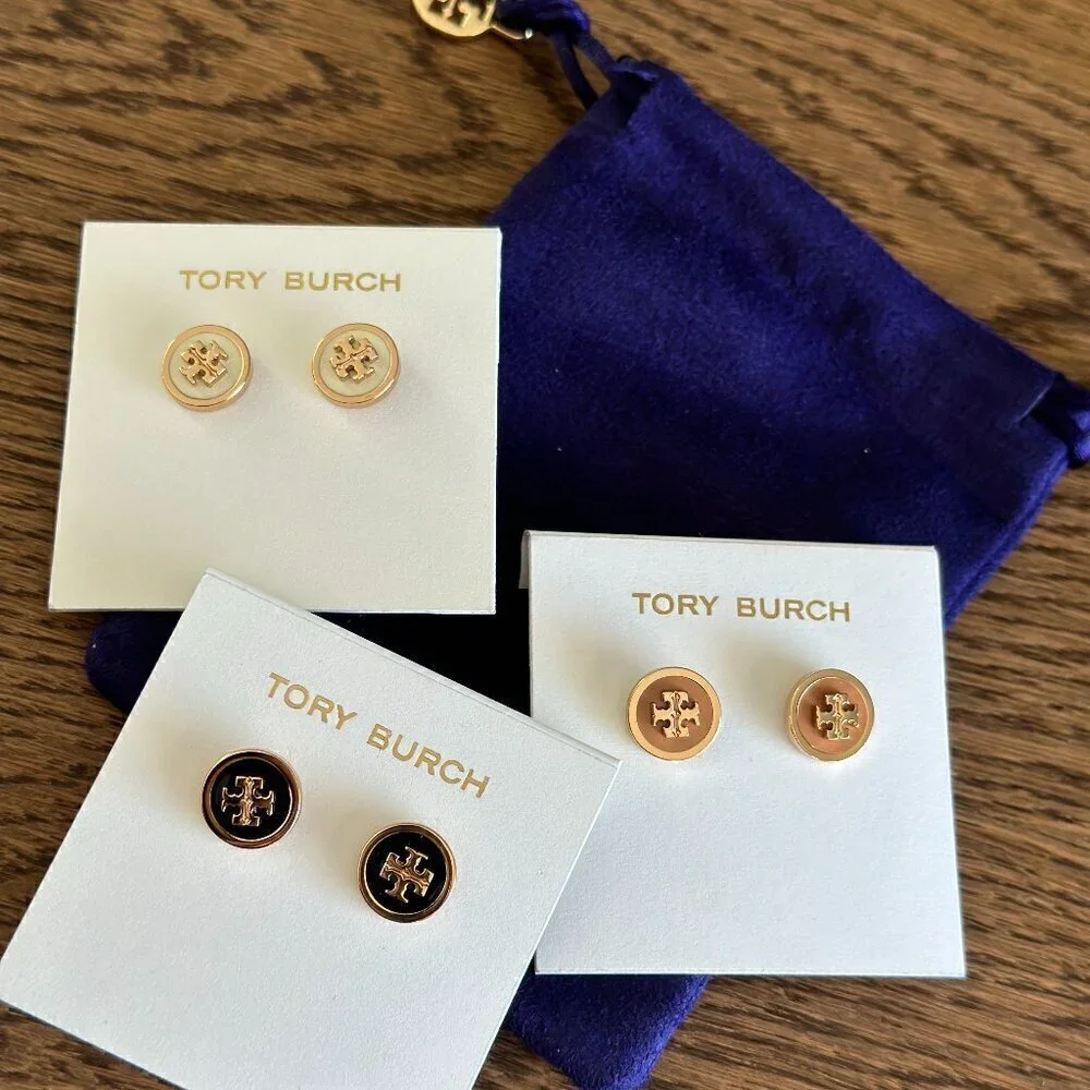 NEW！Tory Burch Enamel Logo Stud Earrings -Black/ Ivory/ Tan